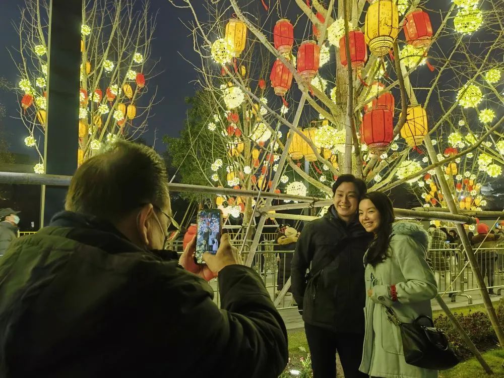 新华社｜国内外游客共同开启上海新年旅游市场“开门红”