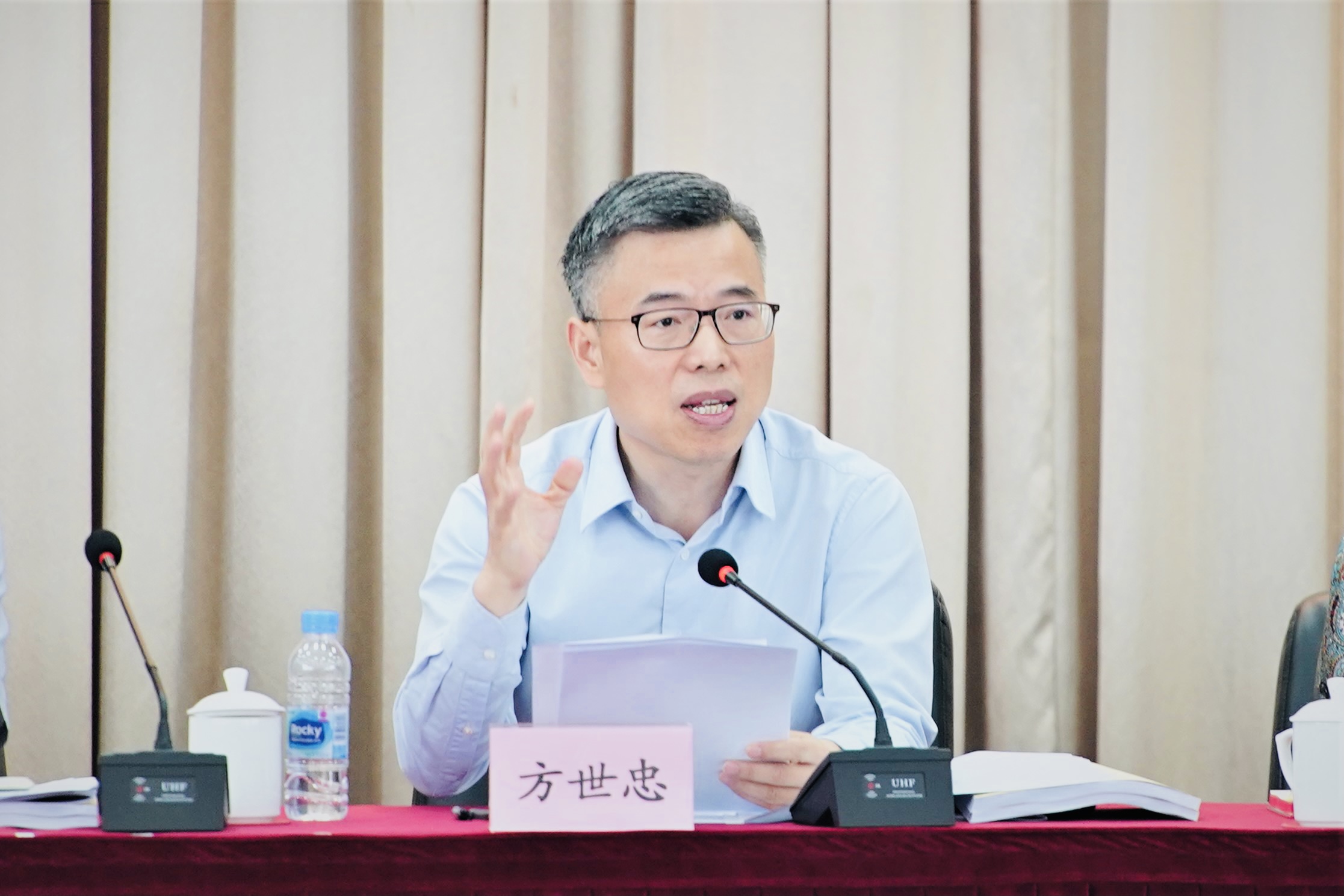 咬定目标抓冲刺 全面助推软实力1.jpg