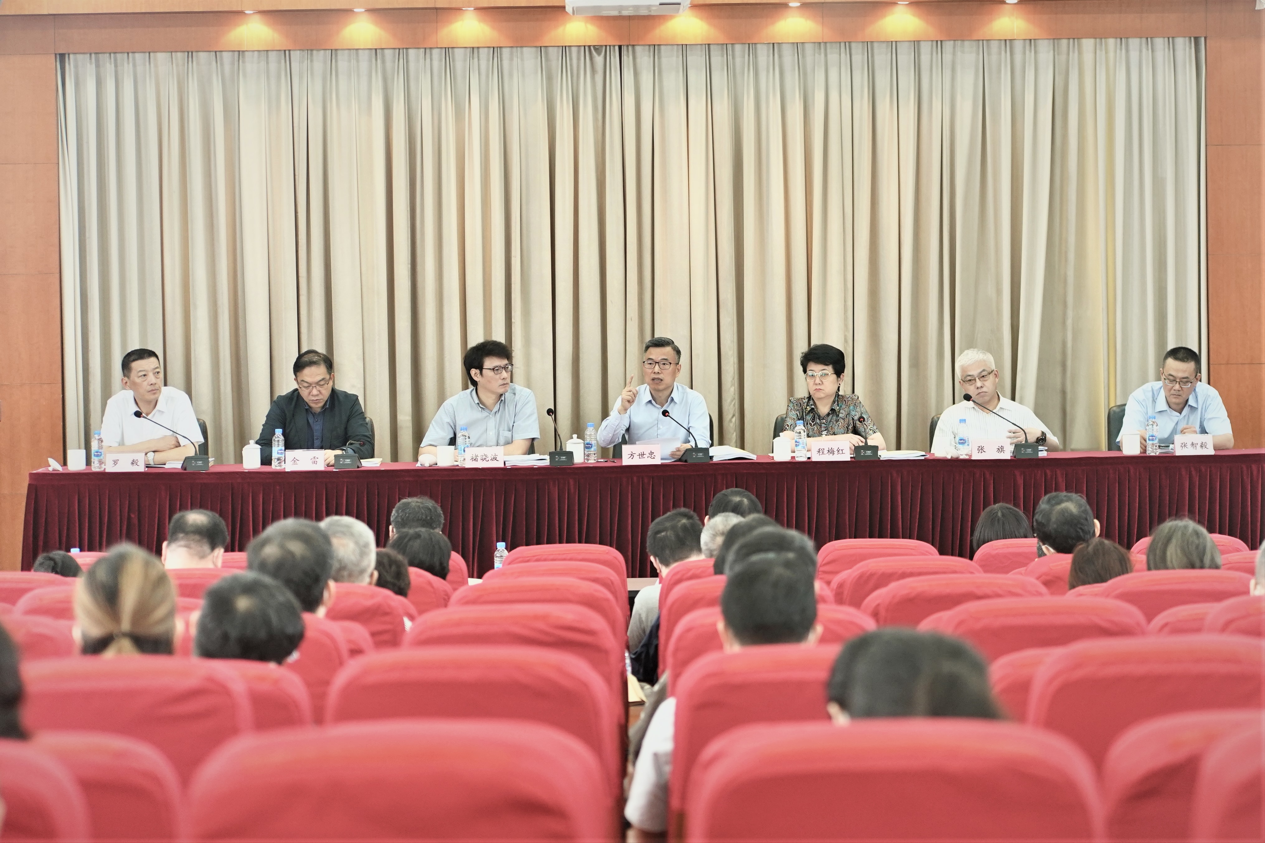 咬定目标抓冲刺 全面助推软实力2.jpg