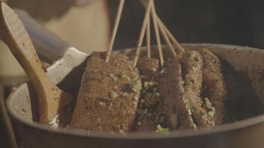 美食纪录片《人生一串3》剧照1.jpg