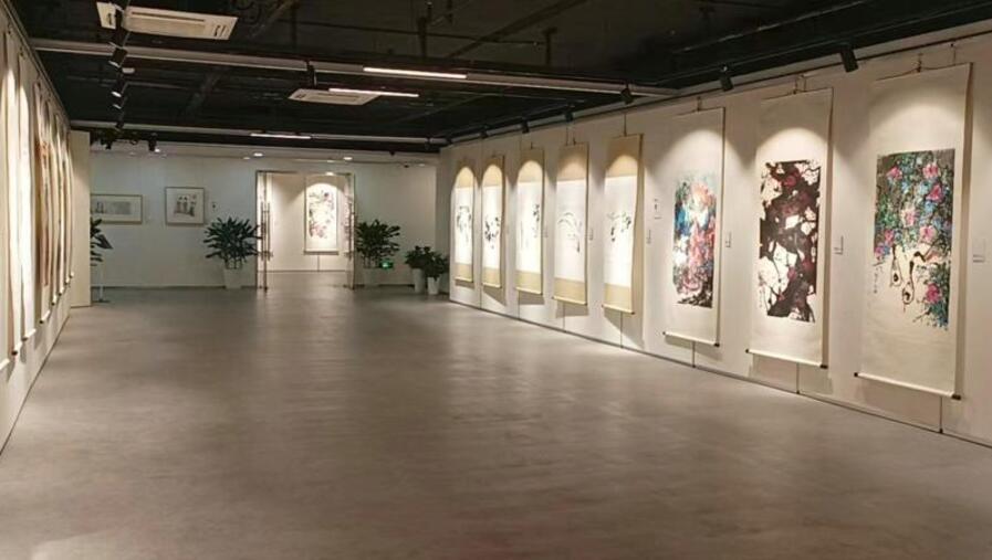 2022海风·中国海派书画名家作品展1.jpg