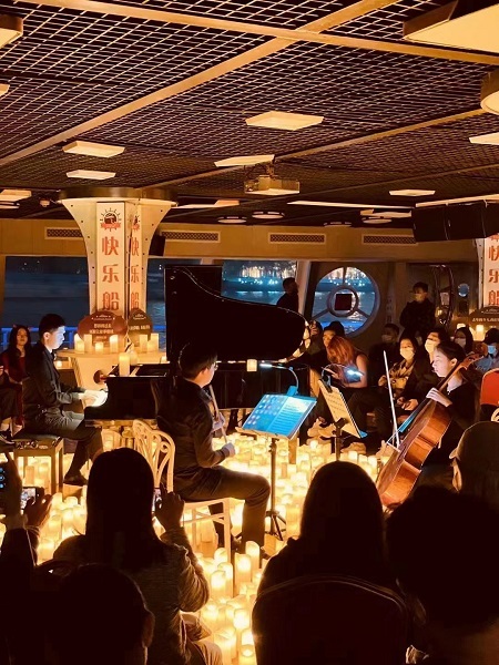 烛光音乐会主题航班1.jpg