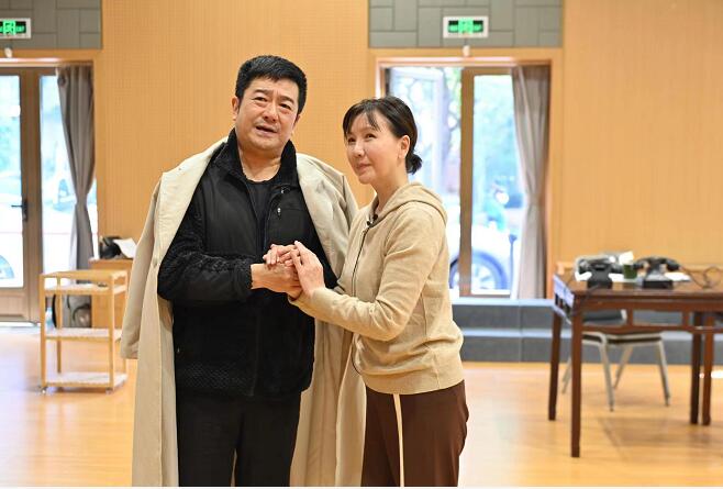 《陈毅在上海》1.jpeg