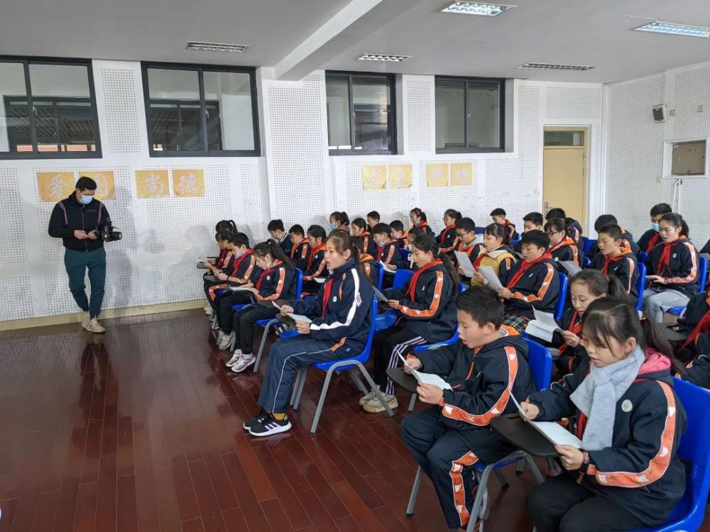 《红色学府》3.jpg