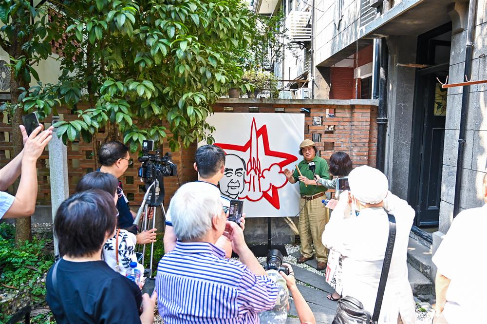 艺术与非遗联名讲述红色故事，锻造愚园路新地标.jpg