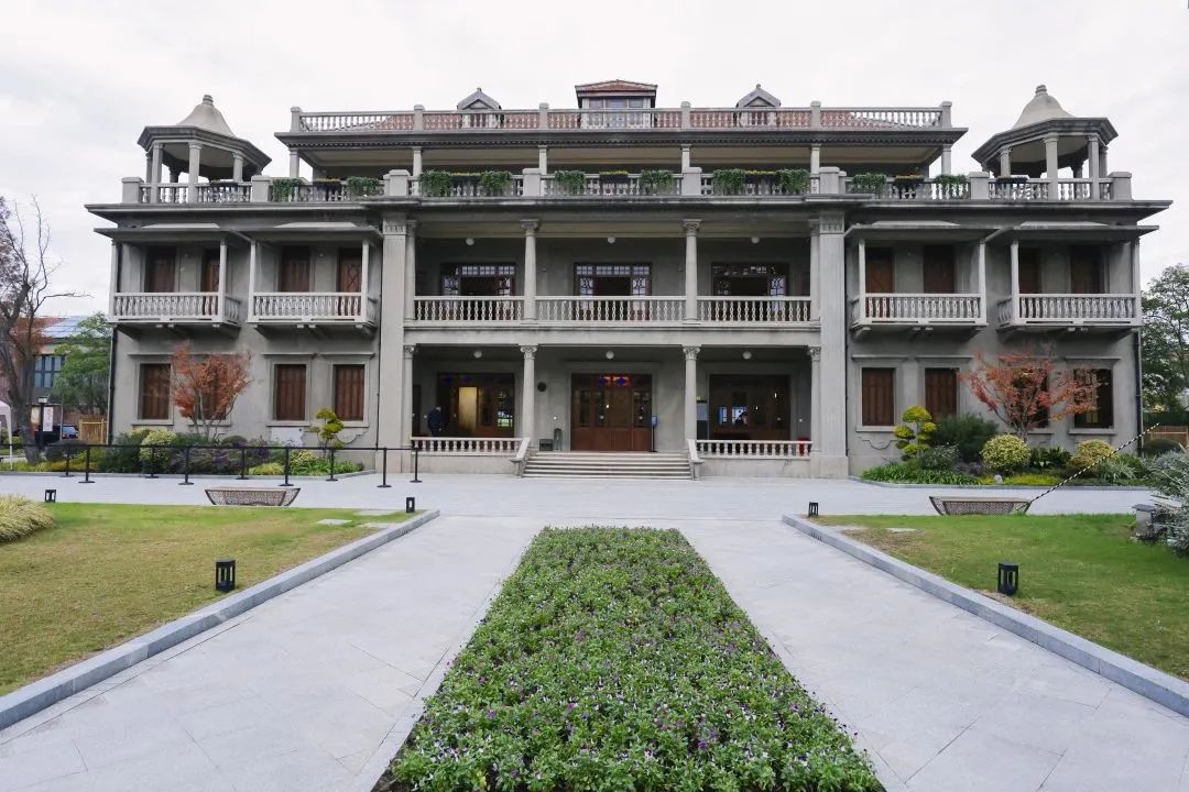 回望南梁1.jpg